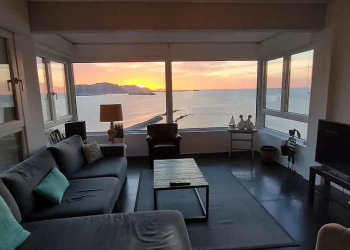 Sunset View * Algorta